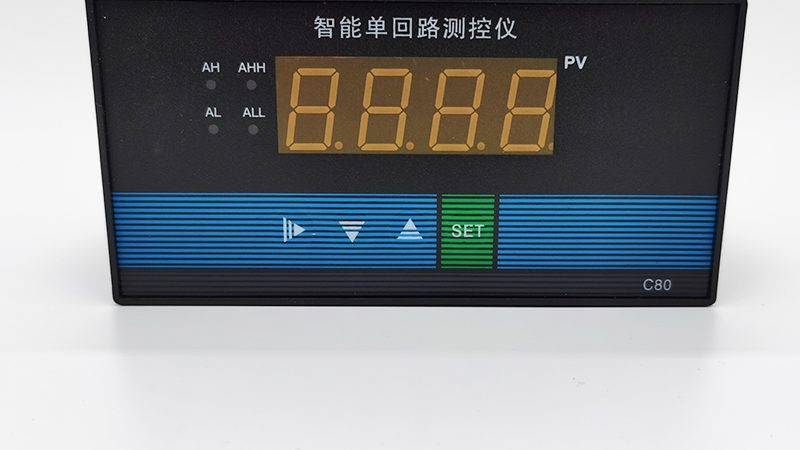 在选购检测仪器时，关注以下关键参数：